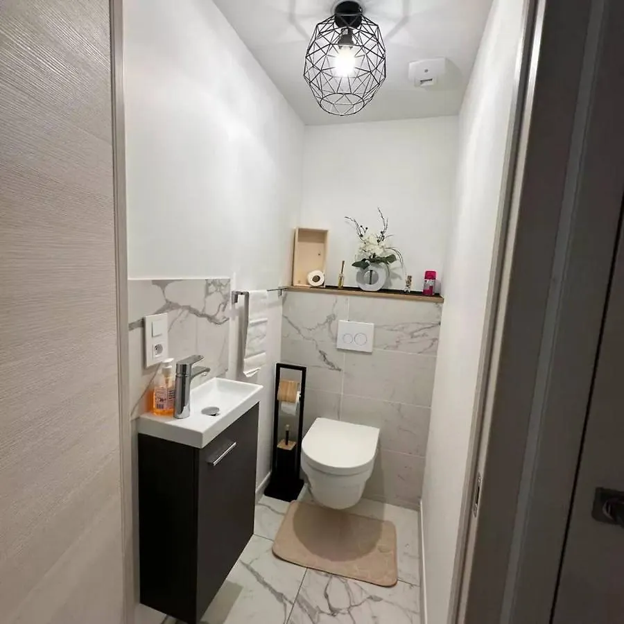 Spacieux, Lumineux, Chic ,60M2 Au Coeur Du Lyon 6Eme -Quartier Foch- Avec Grand Balcon